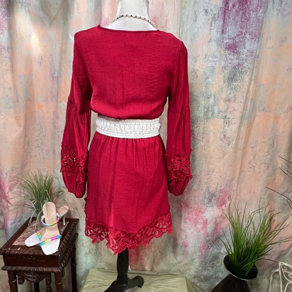 📌Flying Tomato  Dark Fuchsia Dress with Beautiful Lace Details & Wide Belt - Picture 2 of 16